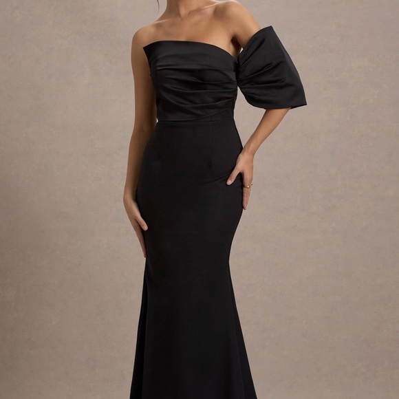 “Rosora” Club L London Black Asymmetrical One Shoulder Gown - Picture 1 of 10